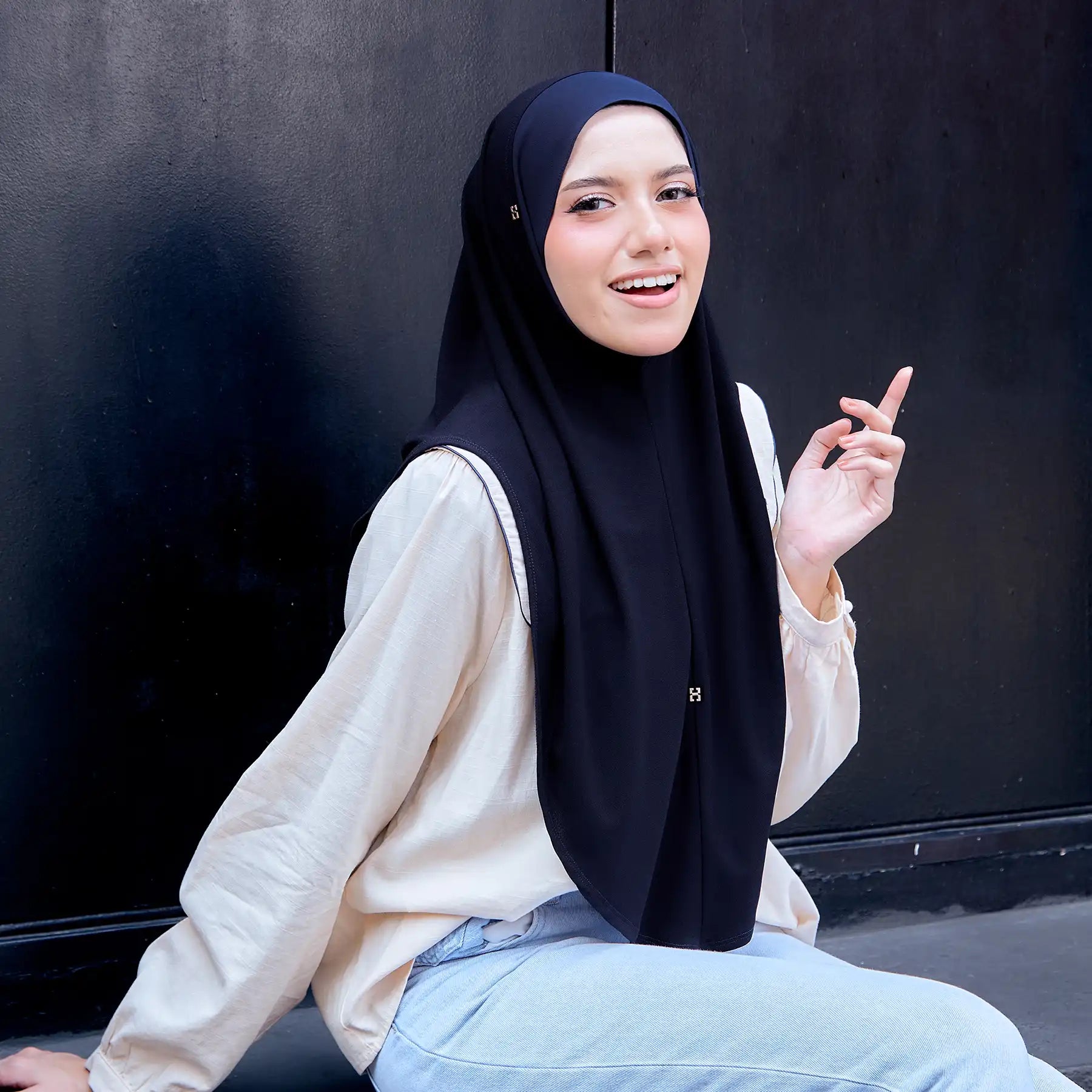 SO-YOUNG in NAVY