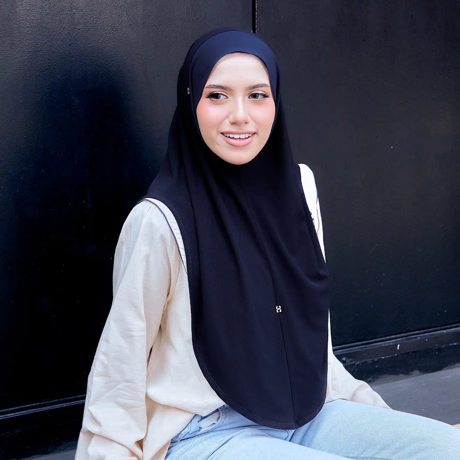 SO-YOUNG in NAVY