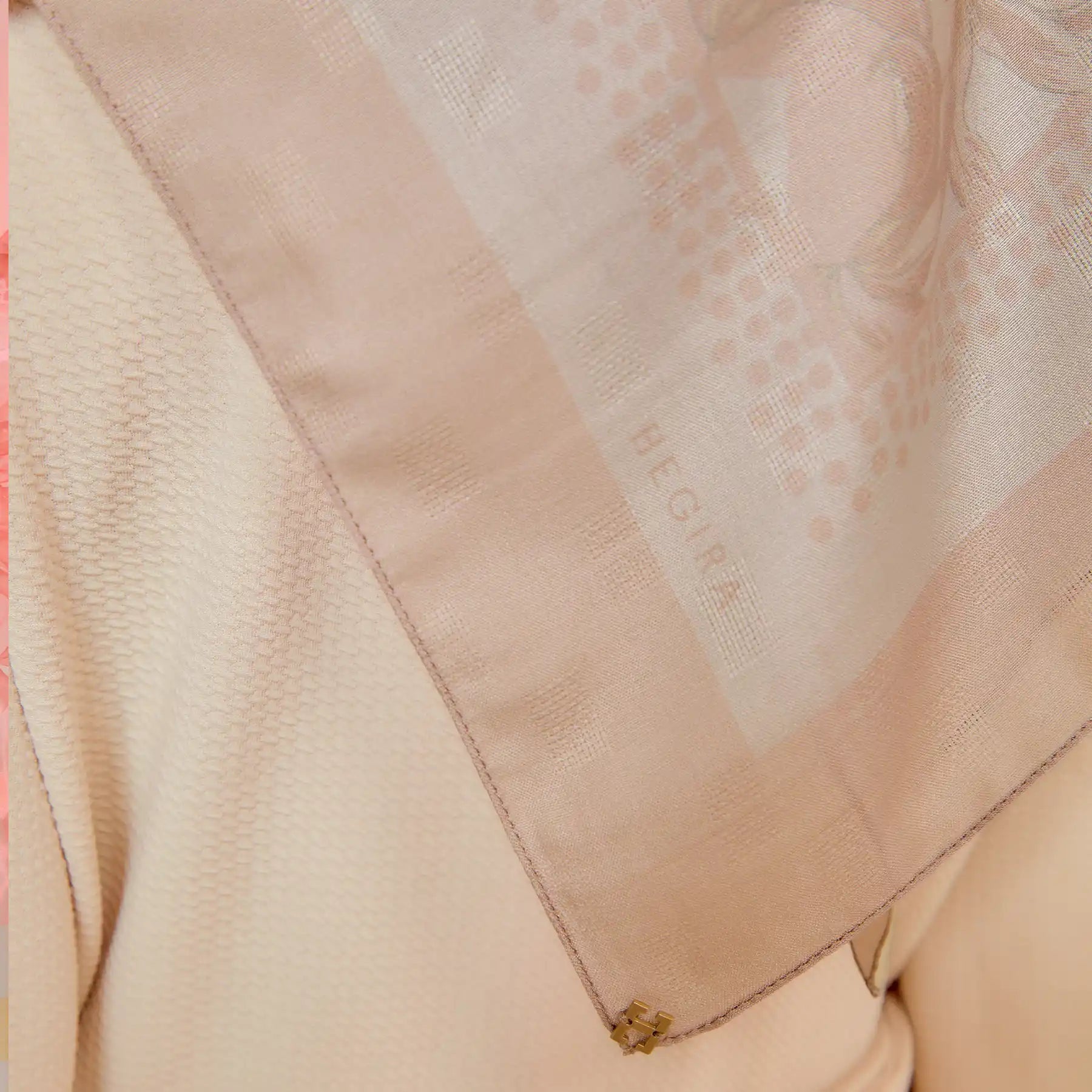 PS-SOFT EMBOSSED SEA OF LILIES in ROSE TAUPE