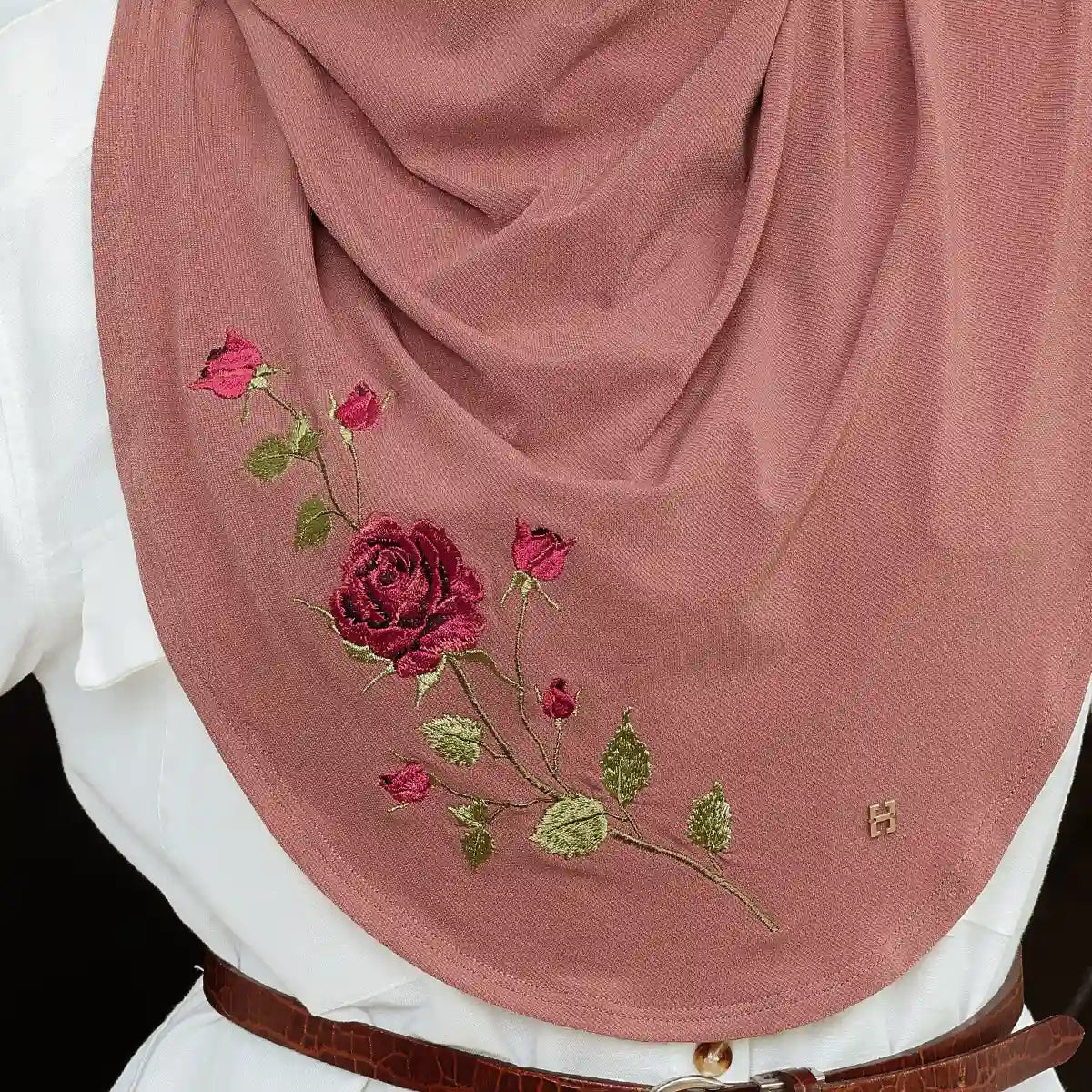 SO-MAREYYA TWC LUXE BRAVE ROSE in DUSTY CEDAR