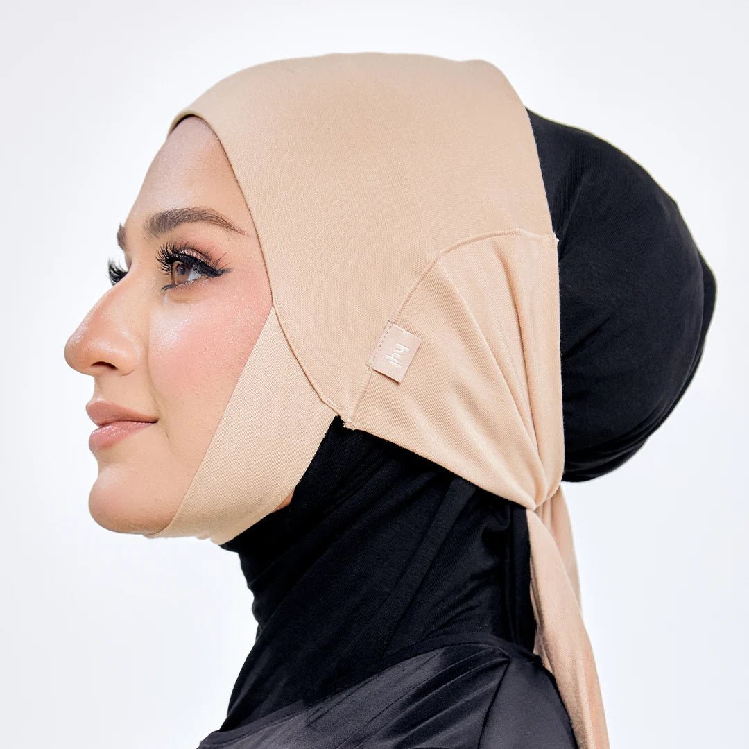 PALOMA with CHIN in ALMOND