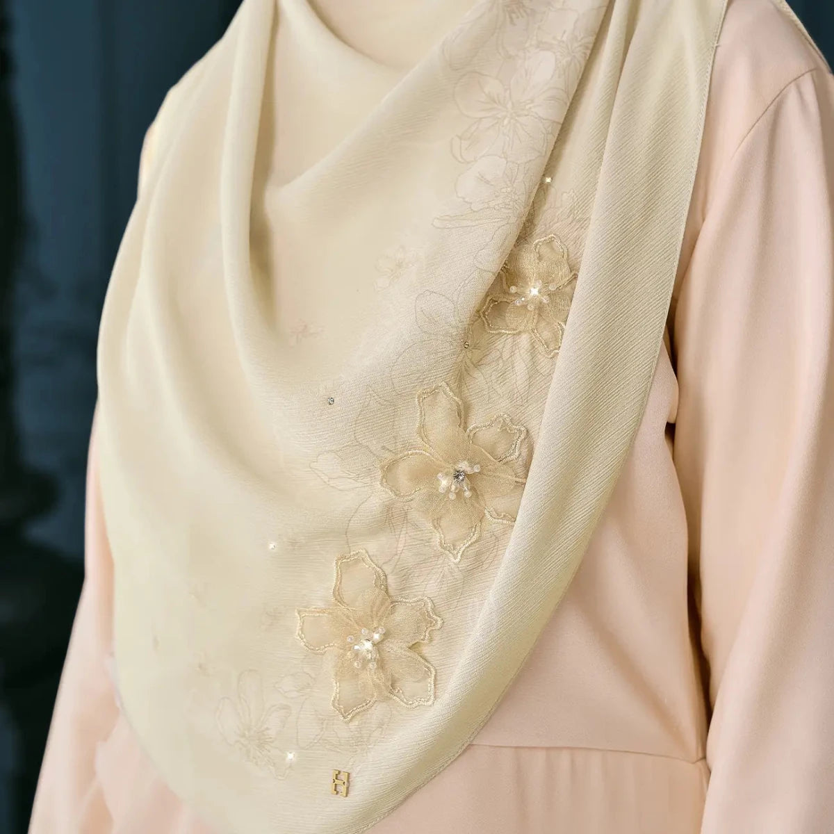 TWEELY-SO LUXE HANAMINA in CLOUD CREAM
