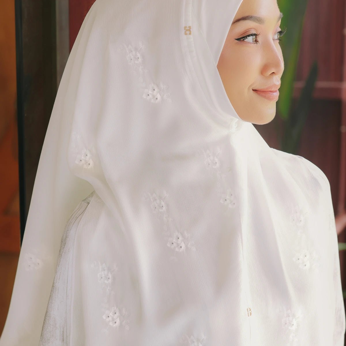 HANEENLY-SO LUXE EMAYA in WHITE