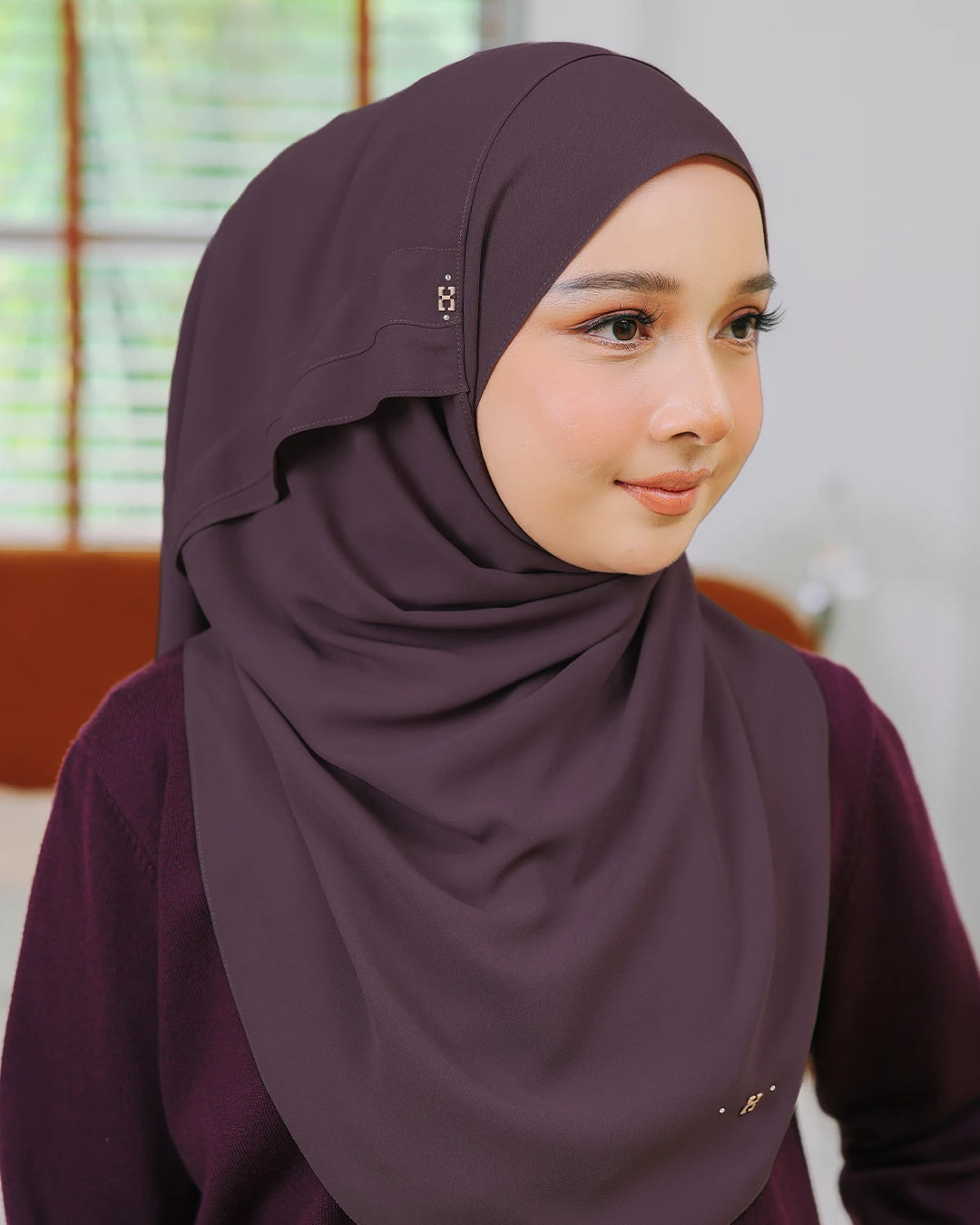 JOYLY-SO in DUSTY PLUM