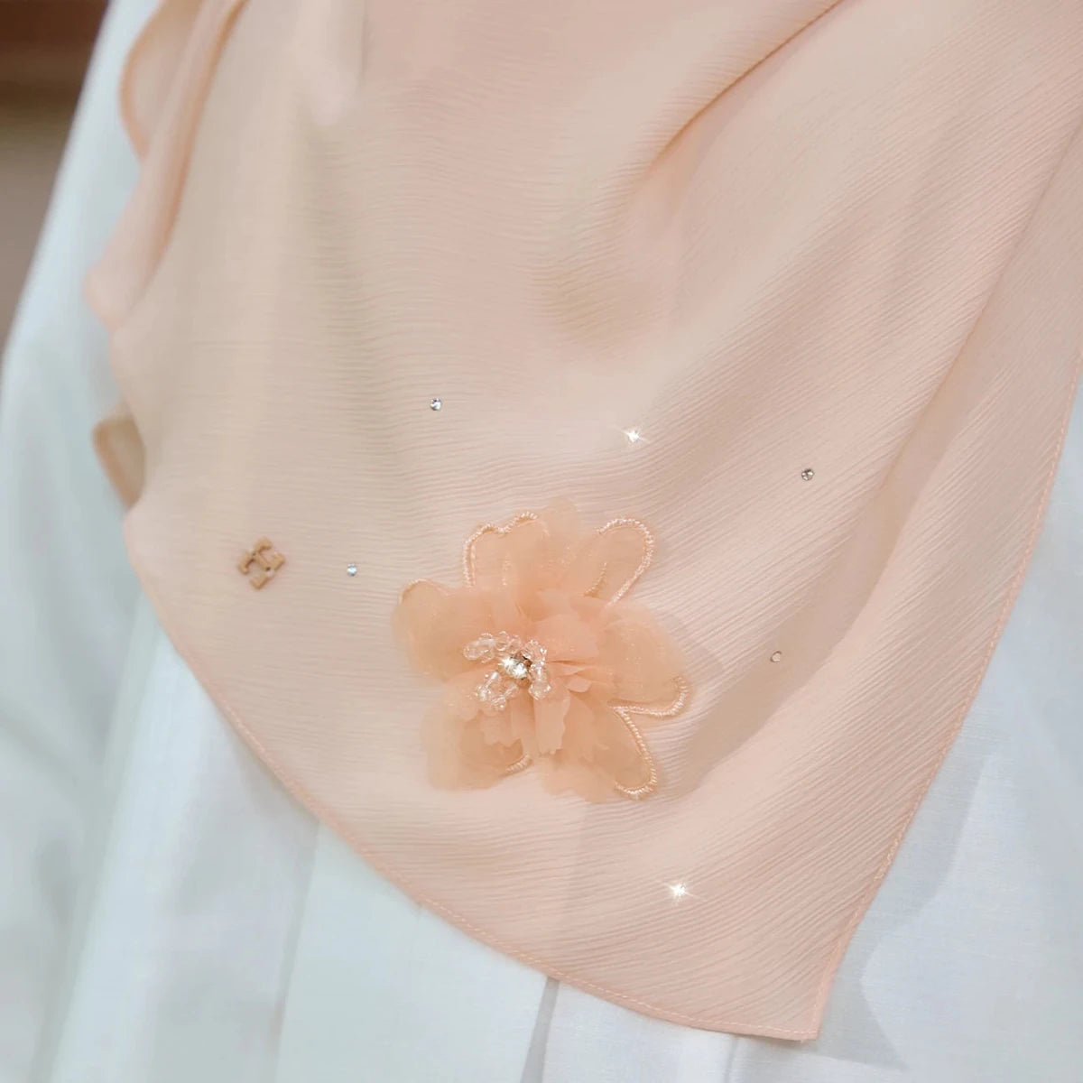 SWEETLY-SO LUXE HANAMEERAN in PEACH CREAM