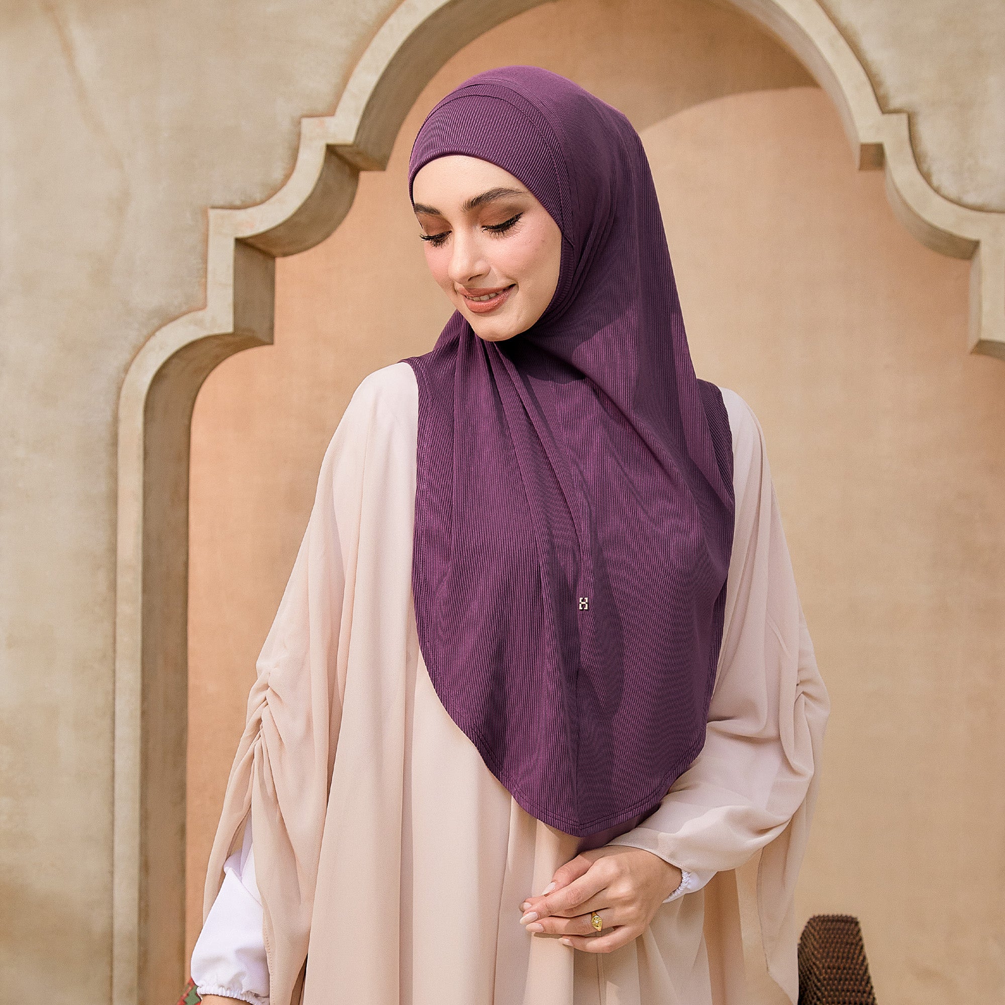 SO-MARJAN in AUTUMN PURPLE