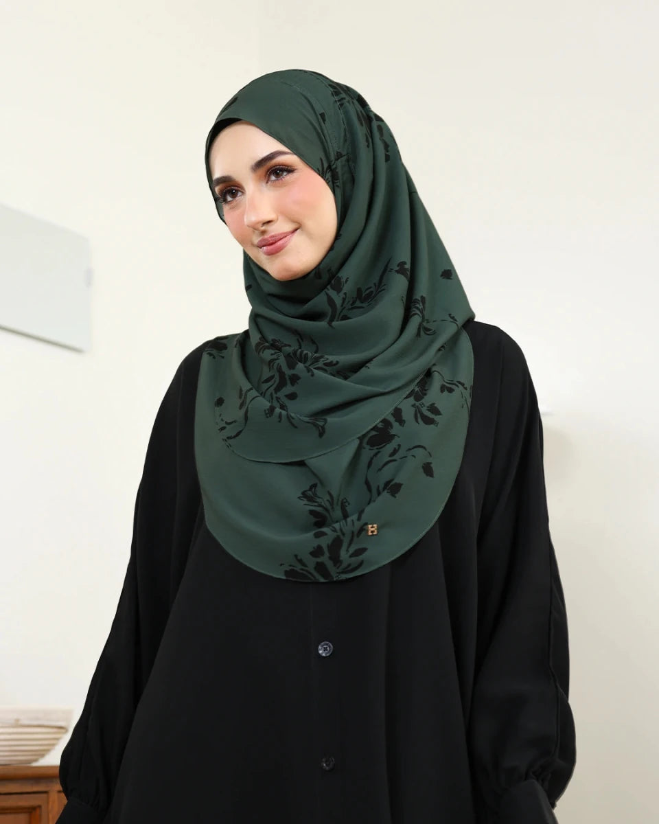 TINSELLY-SO INSTANT ACADIA in FOREST GREEN