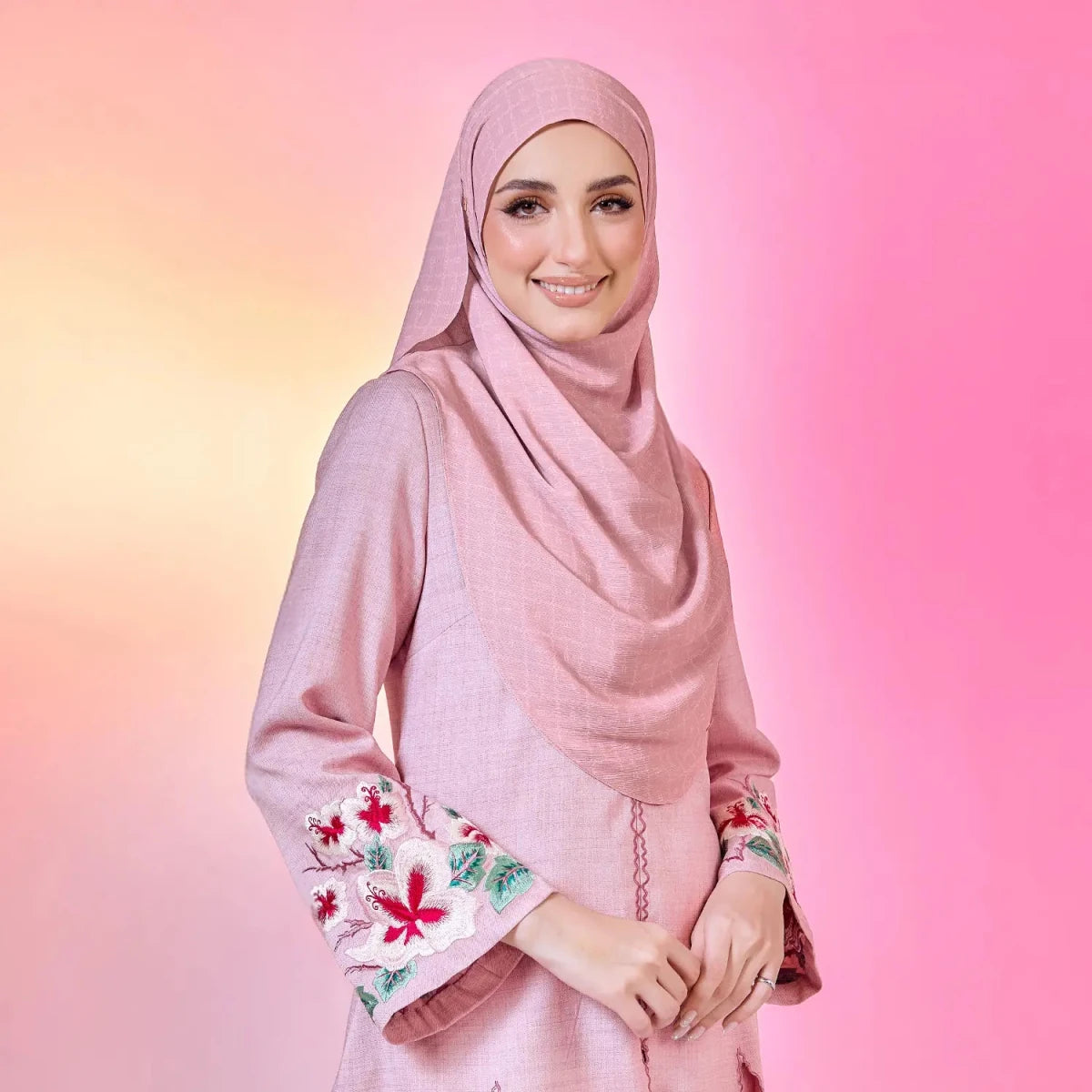 FAIRY-SO CHAINELLE in MISTY ROSE