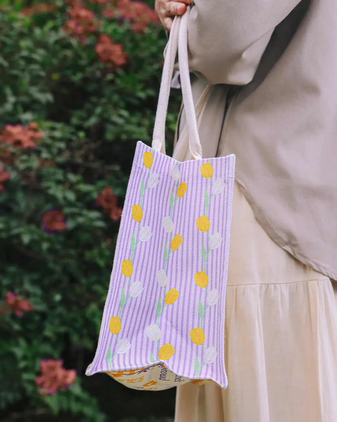 TO-LOVE RIA in BUTTERCUP