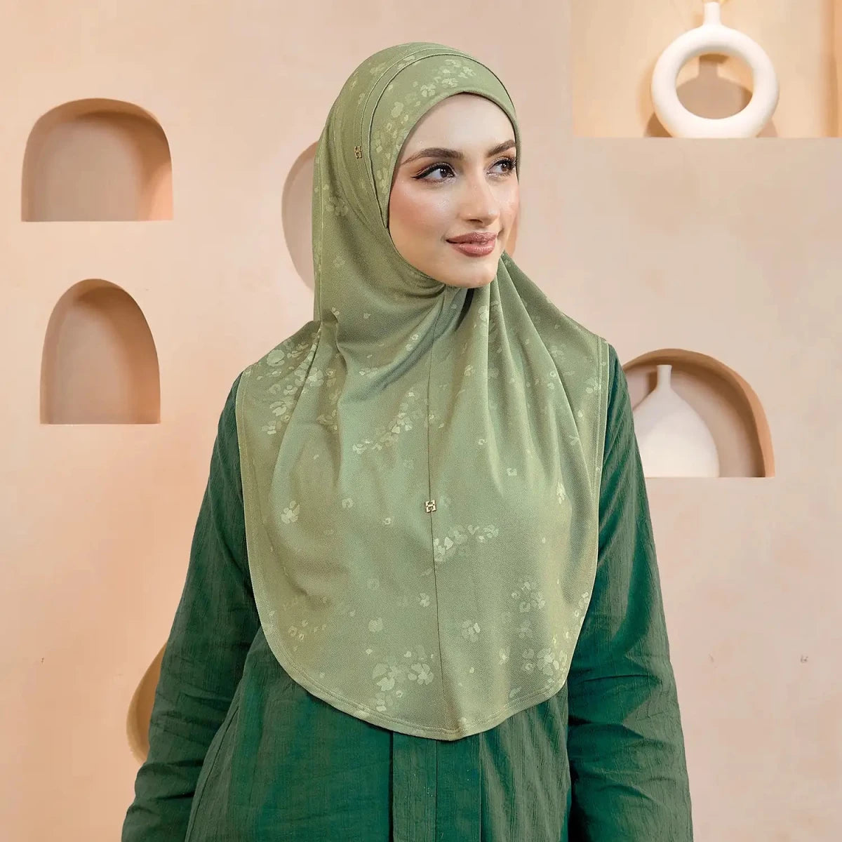 SO-MARJAN TWILL NC SERONERA in PESTO