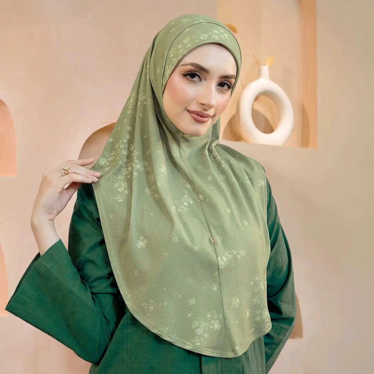 SO-MARJAN TWILL NC SERONERA in PESTO
