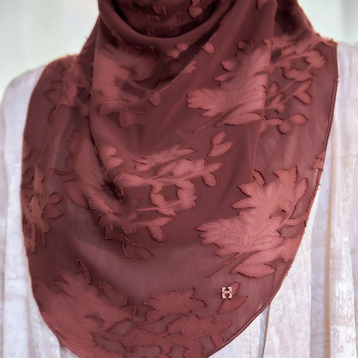 CATALYNA-SO ARABELLA in AUBURN CLAY