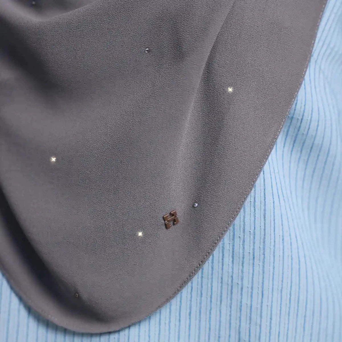 CATALYNA-SO with ORIGINAL CRYSTAL in GRAY LILAC