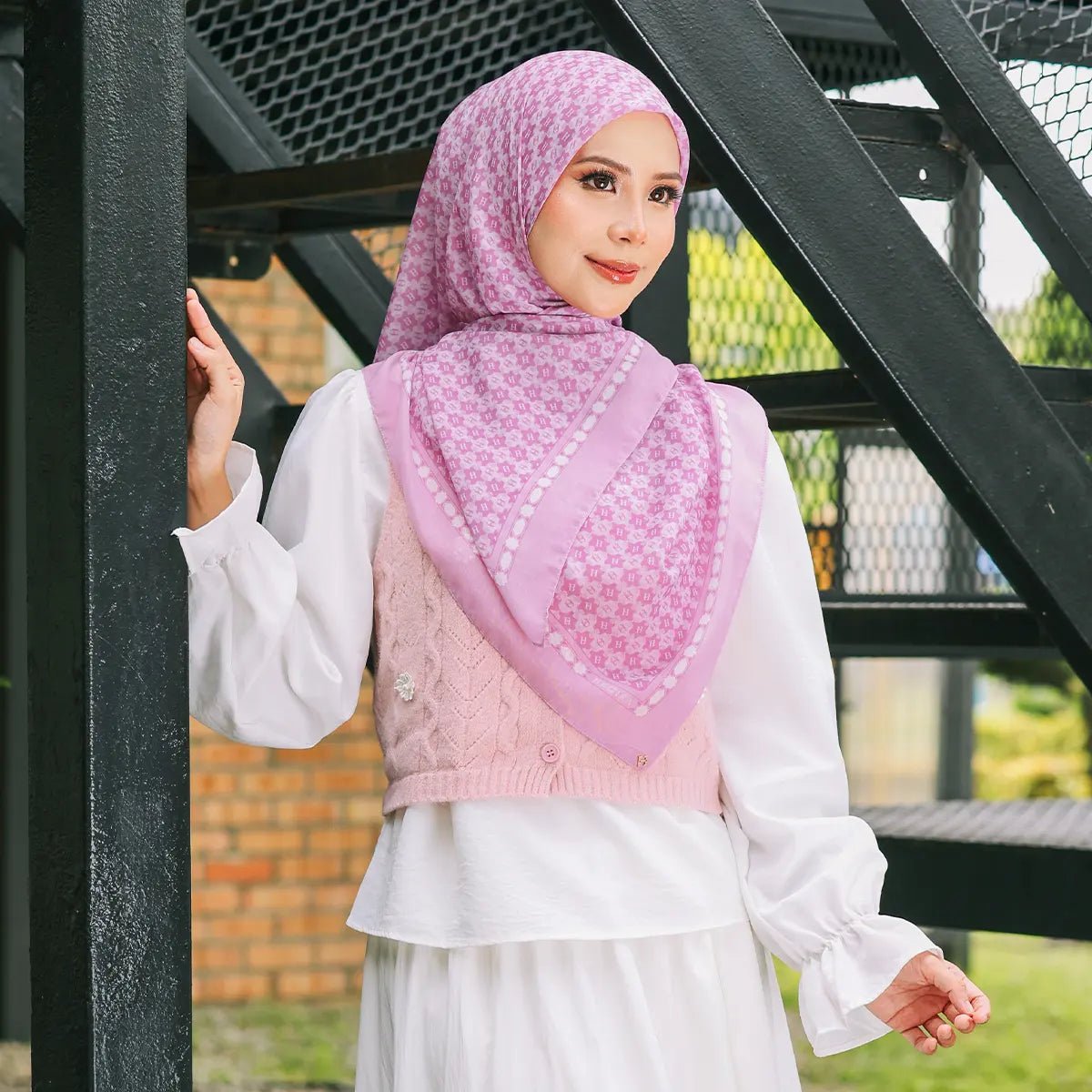 PS-NANTUCKET VOILE in HOT PINK