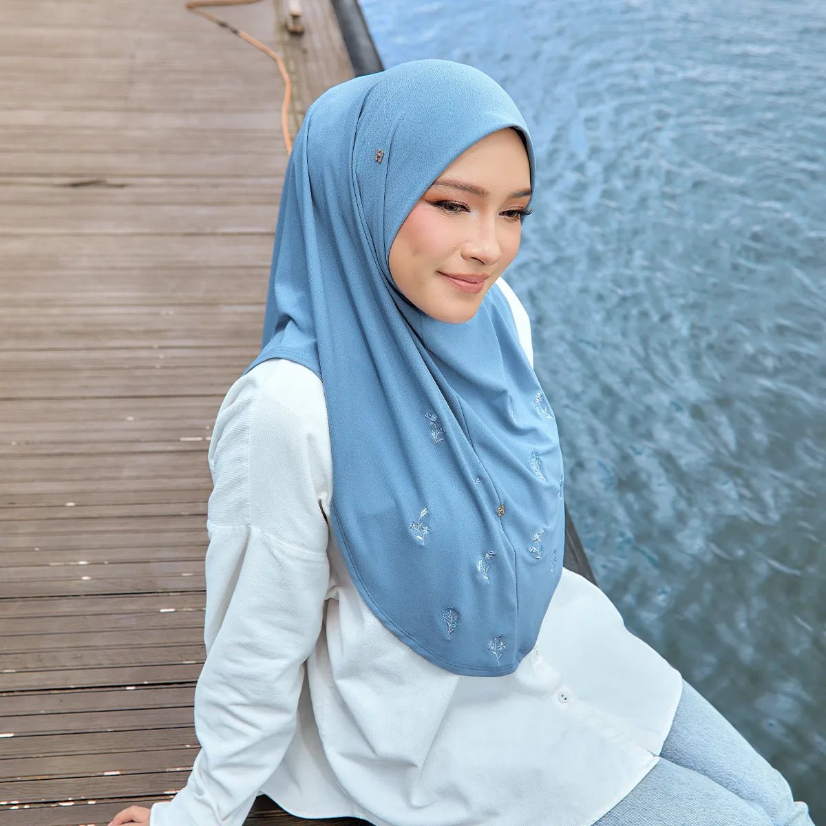 SO-LEA LUXE CAROLINA ROSE in AIRFORCE BLUE