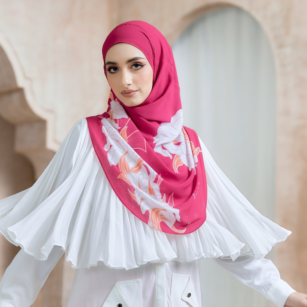 TWEELY-SO BOLD BATIK in POMEGRANATE