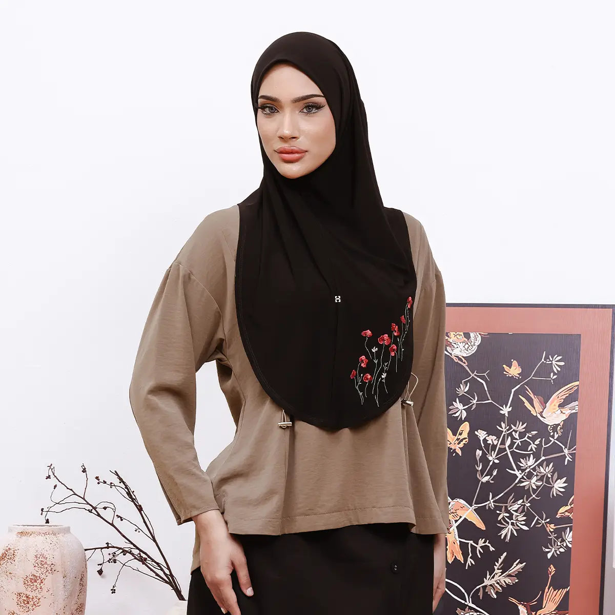 SO-ESSENA 2.0 LUXE RED AMAPOLA in BLACK