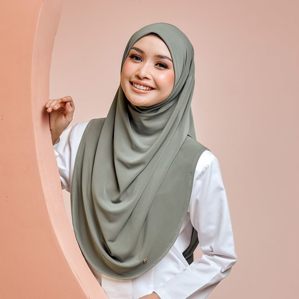 SO-GRACELYN in MOSSY BASIL