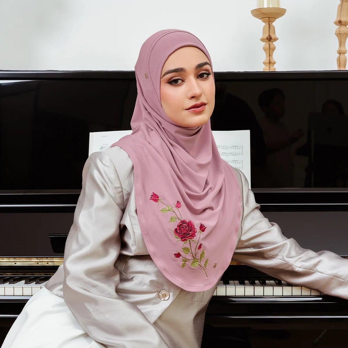 SO-MAREYYA TWC LUXE BRAVE ROSE in MULBERRY