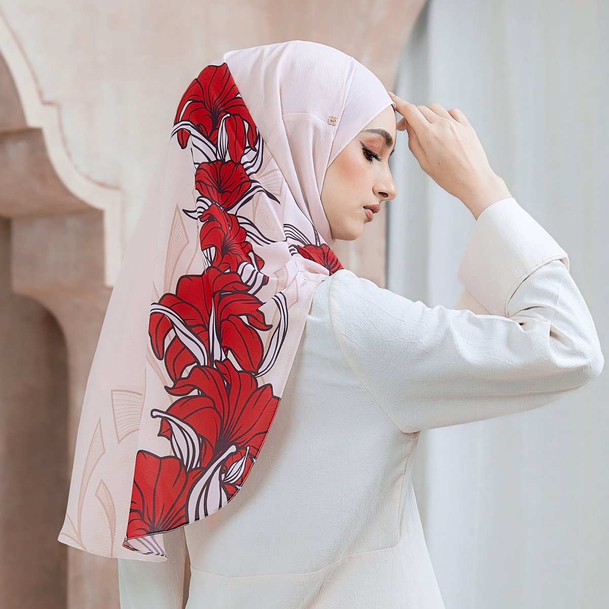TWEELY-SO BOLD BATIK in ANTIQUE