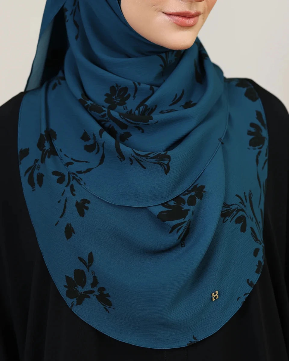 TINSELLY-SO INSTANT ACADIA in BLUE CORAL