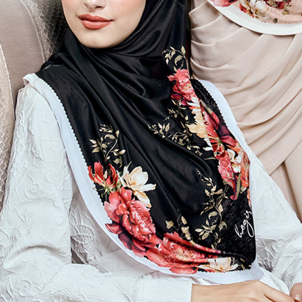 SO-AMORA OPULENT in BLACK