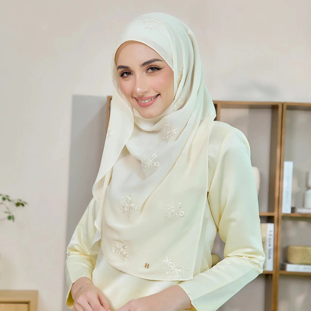 SWEETLY-SO LUXE ELARA in CREAM
