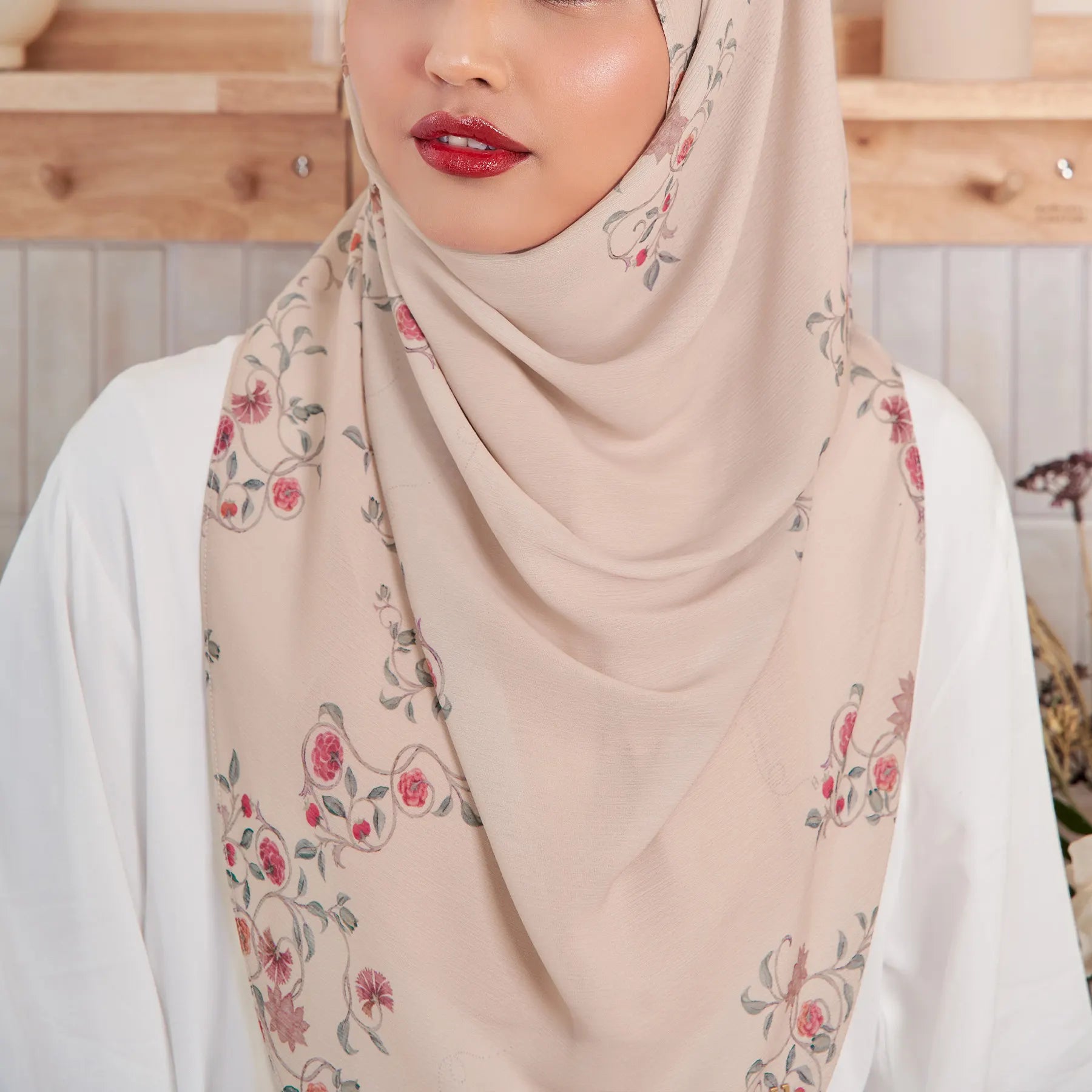 DREAMY-SO ISTANBUL CHARM in CREAMY OAT