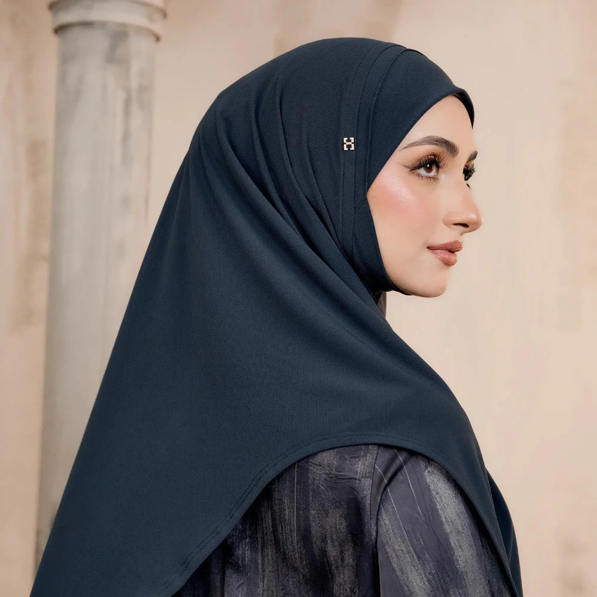 SO-MARJAN TWILL in DARK BLUE
