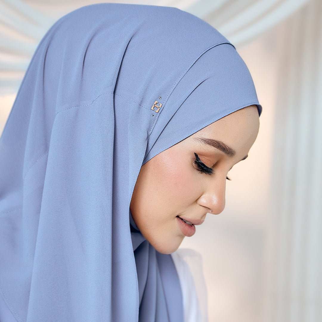 PRETTILY-SO in DUSKY BLUE