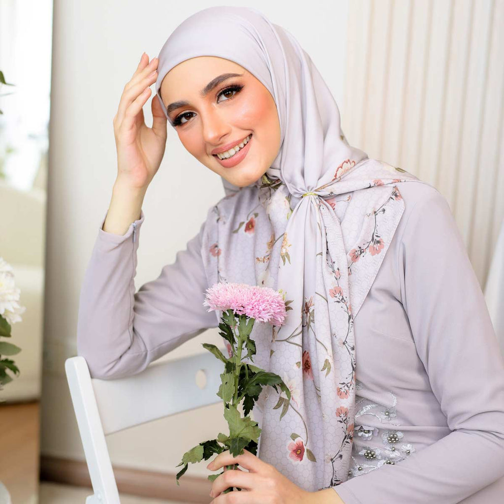 PS-HOPEFUL MATTE SATIN in IVORY LACE