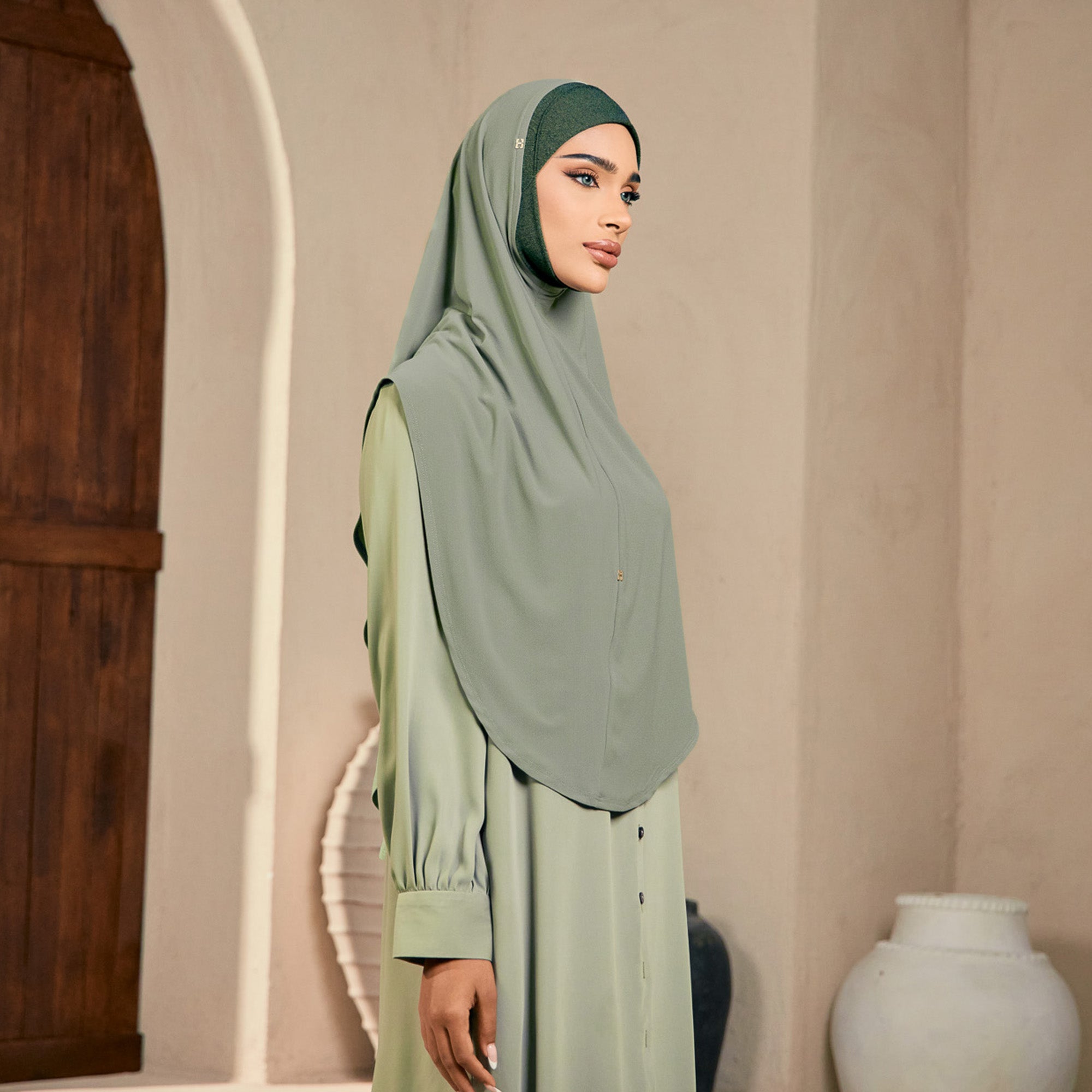 SO-MAHWISH in MILKY KIWI