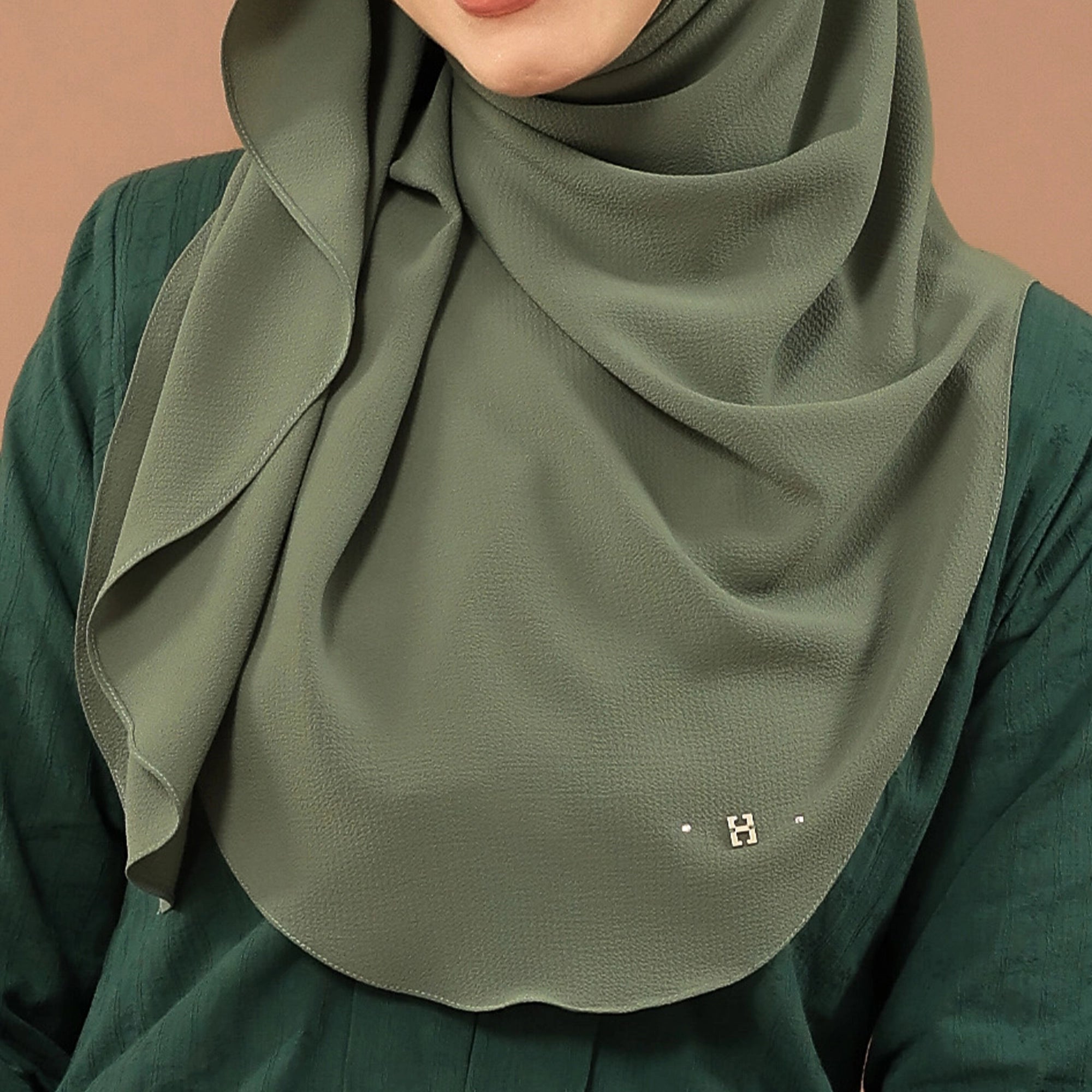 FABLY-SO in MOSSY OLIVE