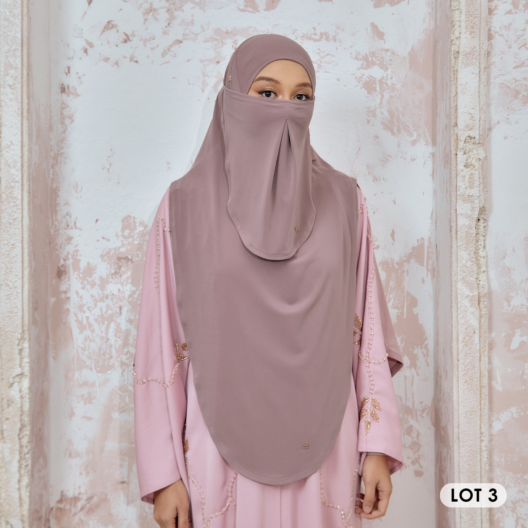 SO-INAYAH in MAPLE SHADOW