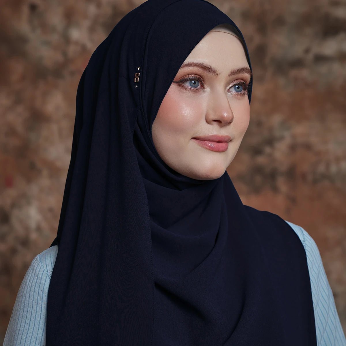 PRETTILY-SO in NIGHT SHADE