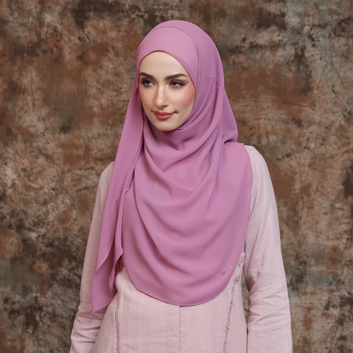 PRETTILY-SO in ORCHID
