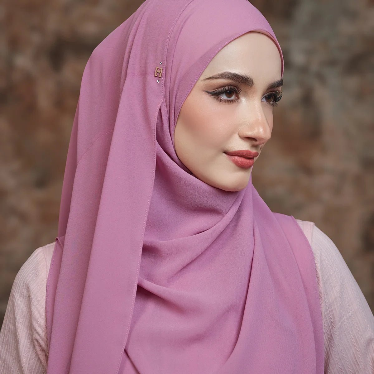 PRETTILY-SO in ORCHID