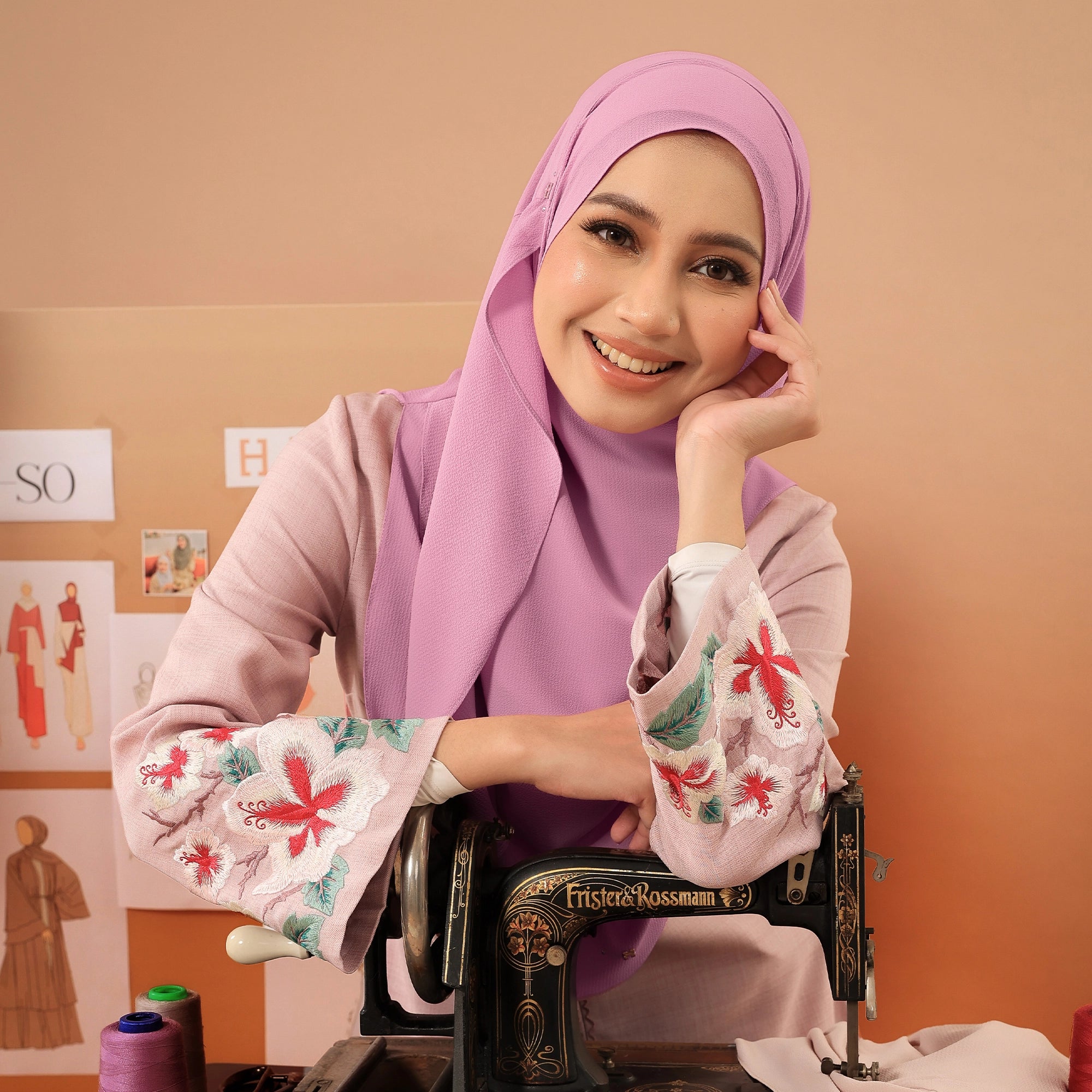 FABLY-SO in THULIAN PINK