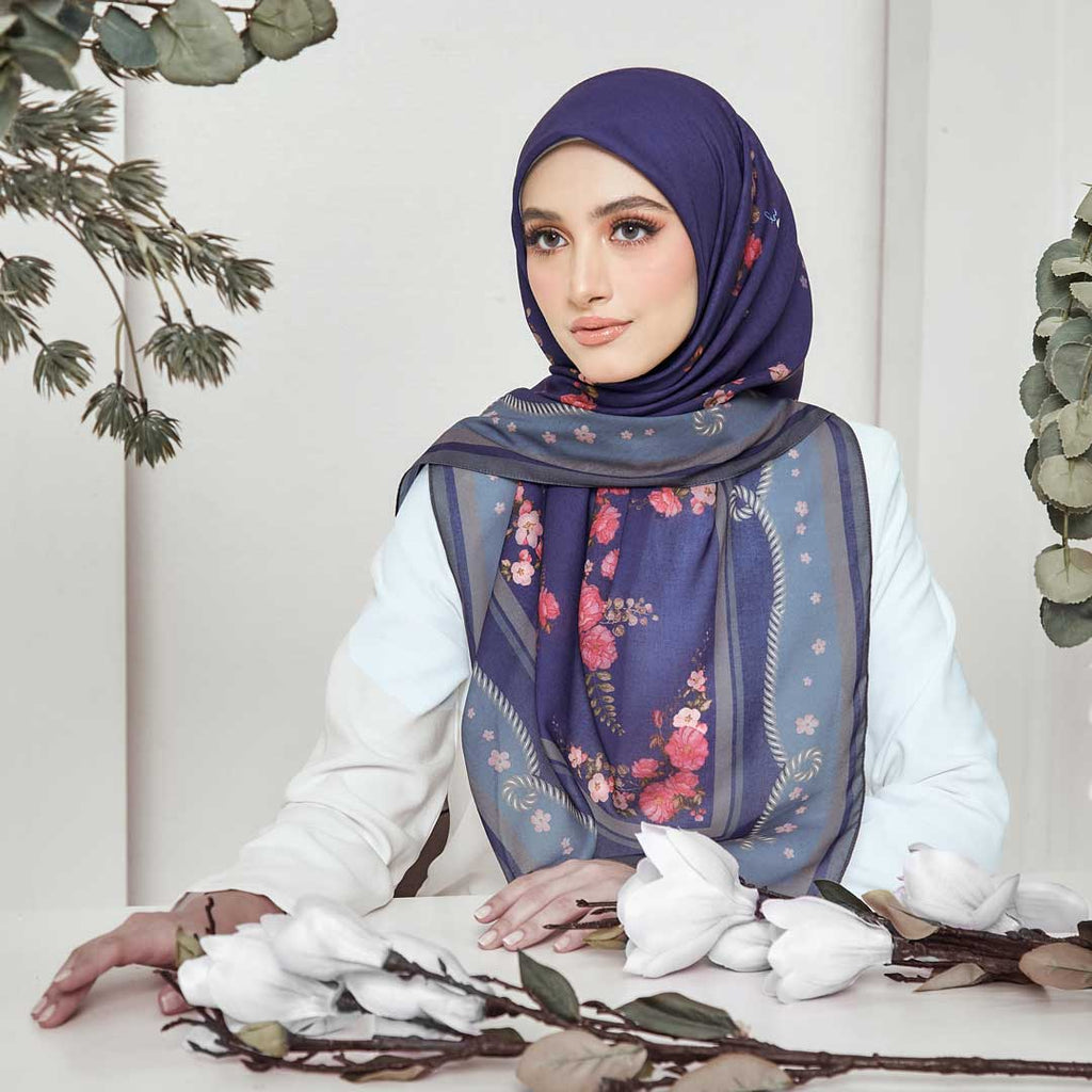 PS-COTTAGE ROSE VOILE in NAVY