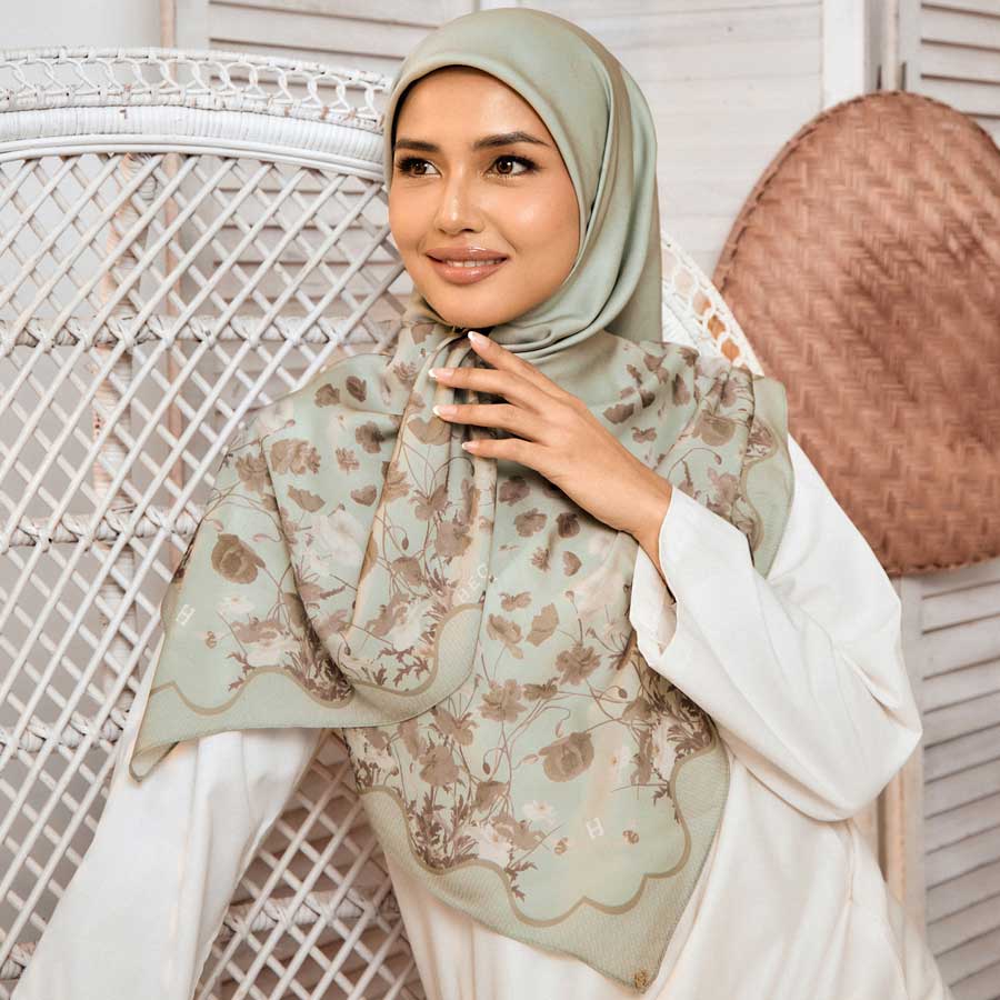 PS-HABEEBA MATTE SATIN in MILKY KIWI