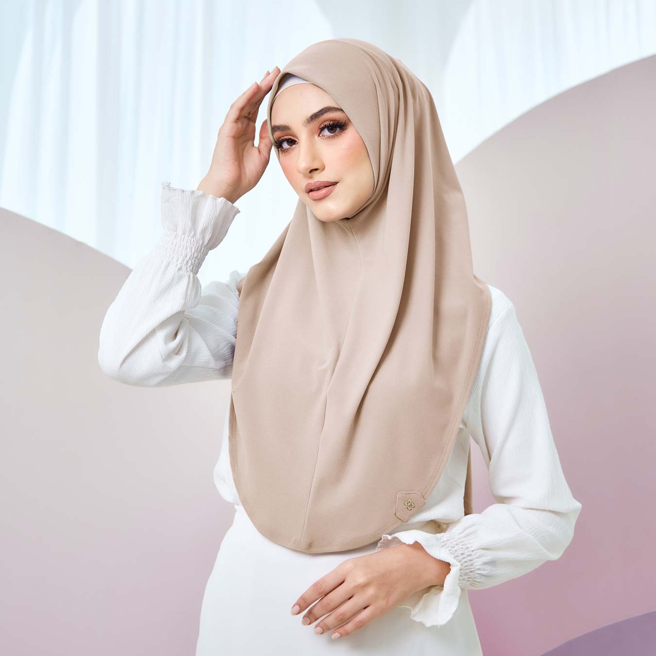 SO-LEA in PEACHY ASH