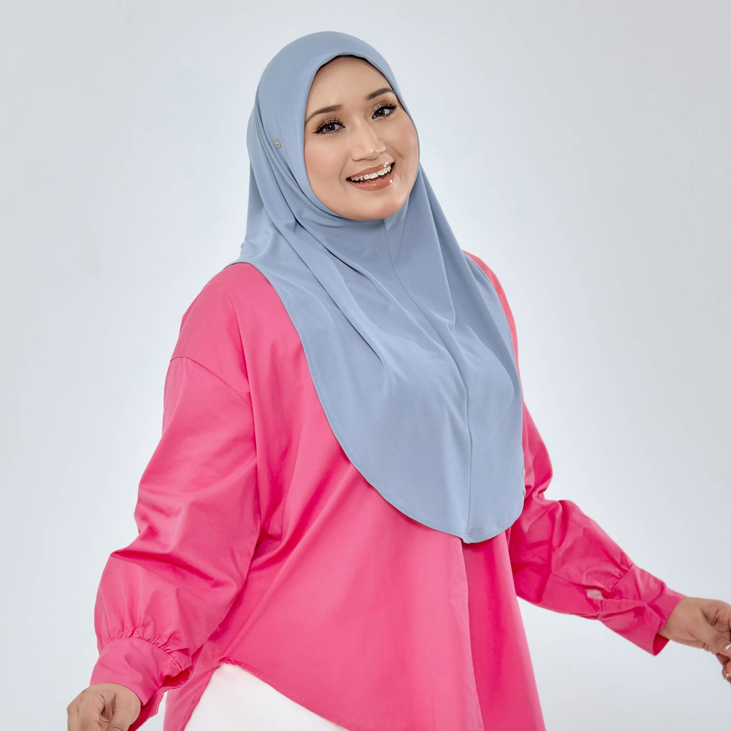 SO-LEA in ROCKBLUE