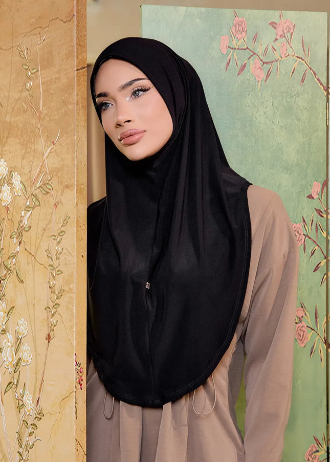 SO-ELESSIA in BLACK