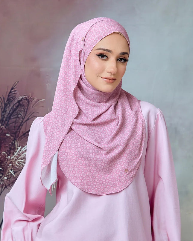 FABLY-SO TRELLIS in BLUSH PINK