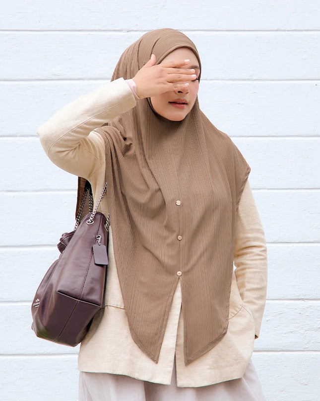 SO-KHALILA in HAZEL SAND