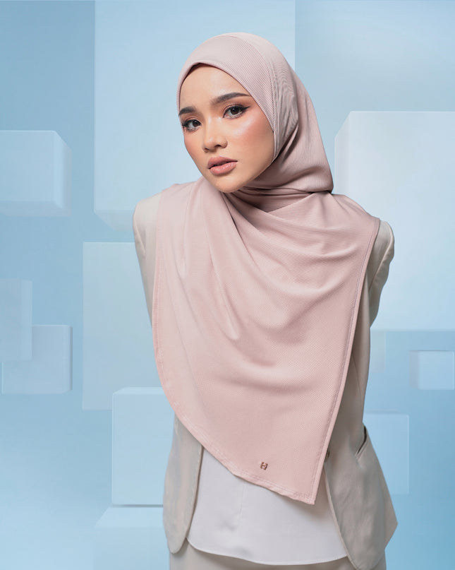 SO-SNAZZY in PEACHY ASH