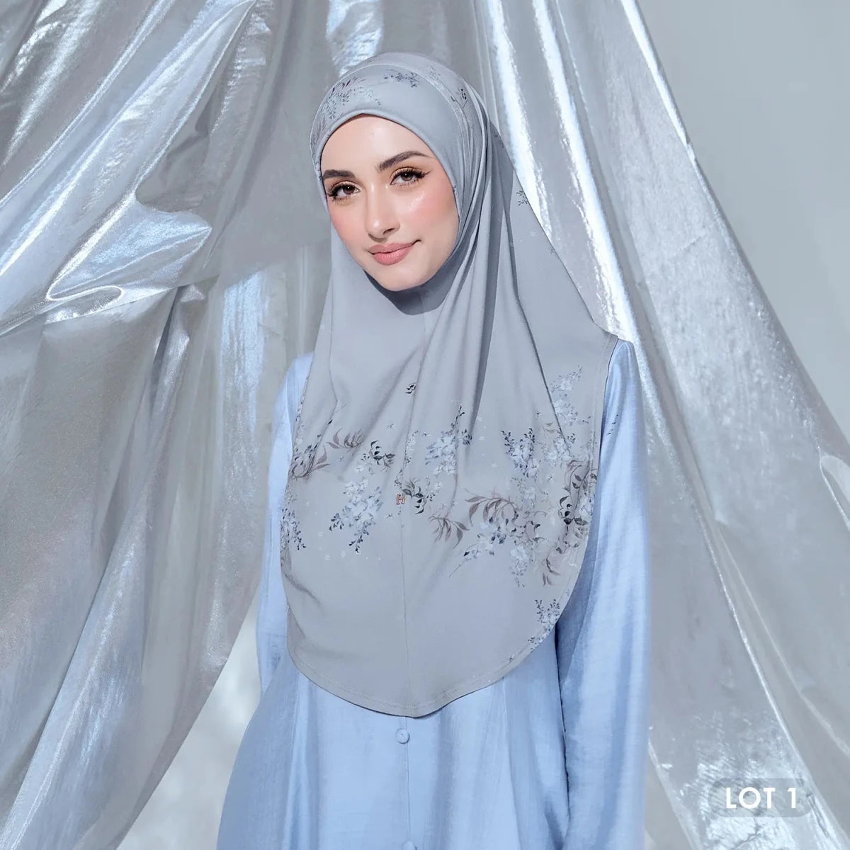 SO-BASIC 2.0 WISTERIA in SILVER MIST