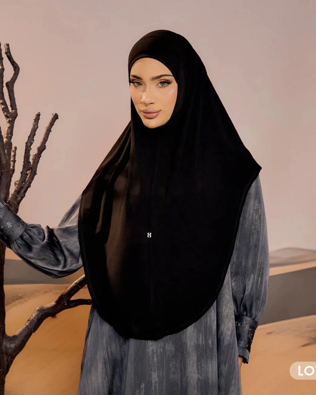 SO-MEDINA in BLACK