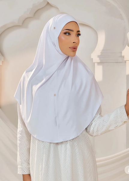 SO-MEDINA TRUE in WHITE