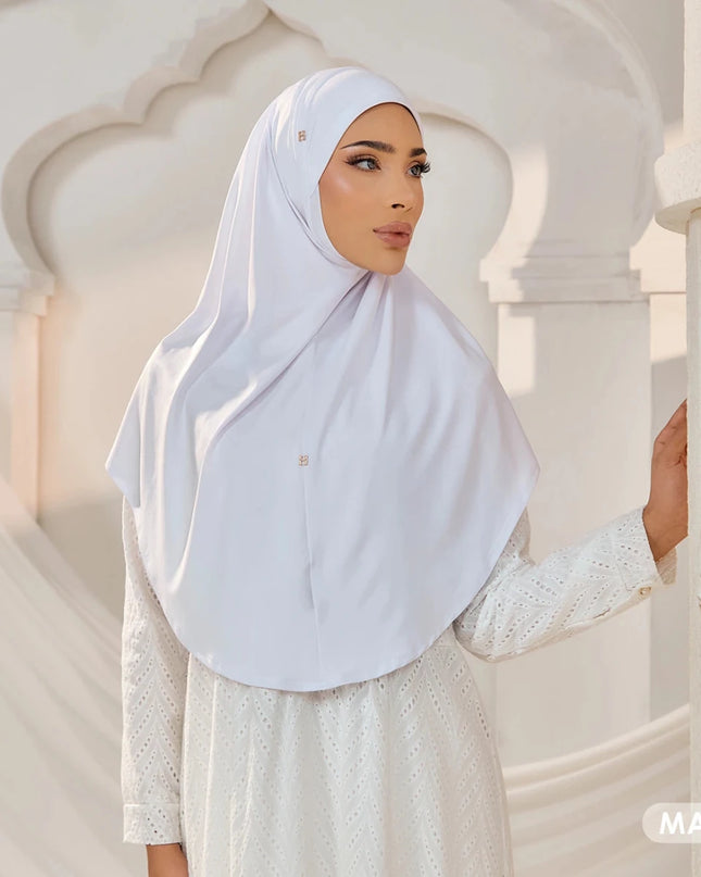SO-MEDINA TRUE in WHITE
